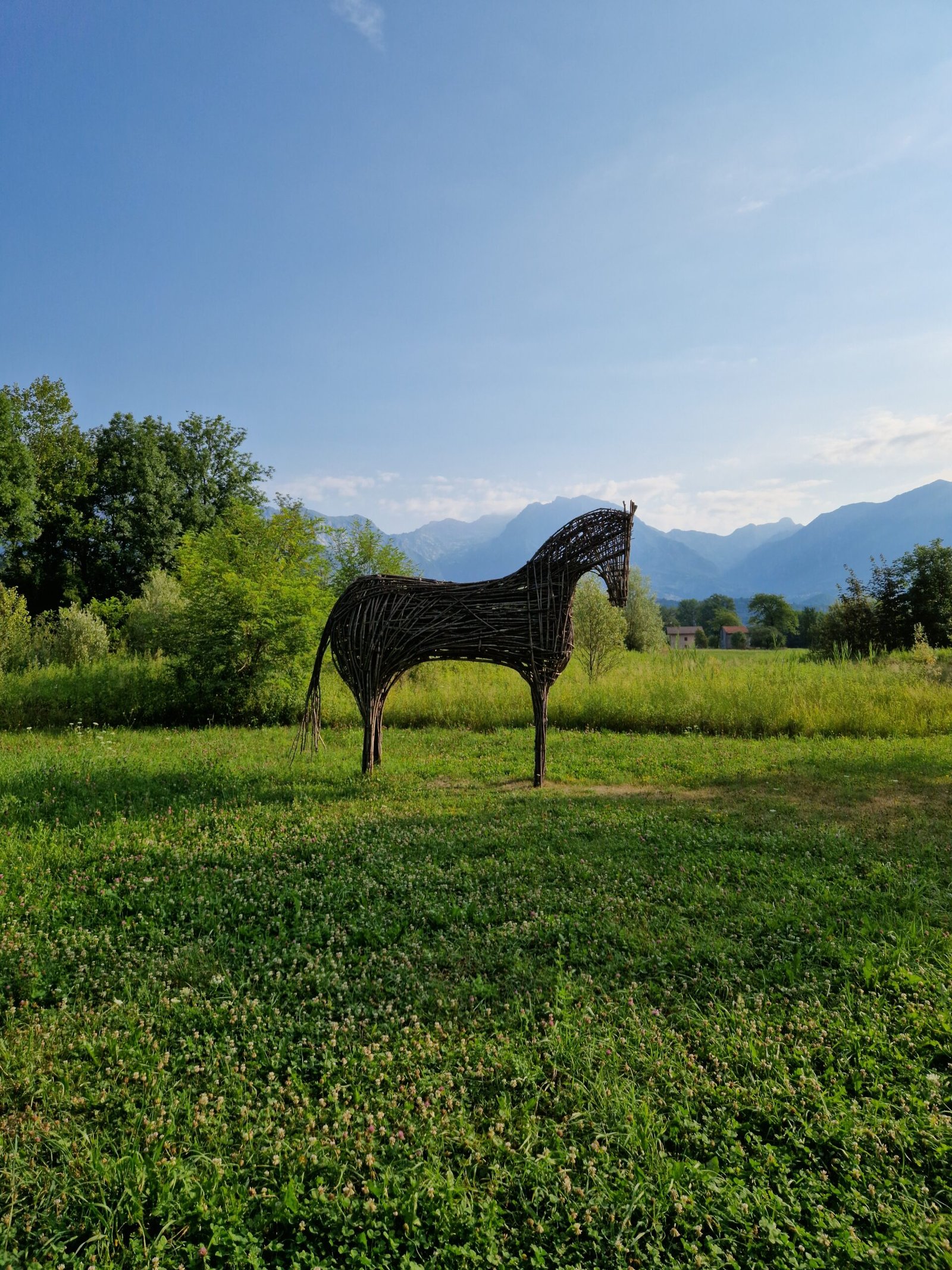 Land Art nell'Oasi Naturalistica del Lago di Santa Croce