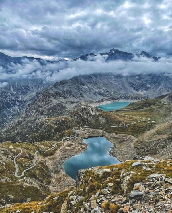 Colle del Nivolet dal Lago Serrù