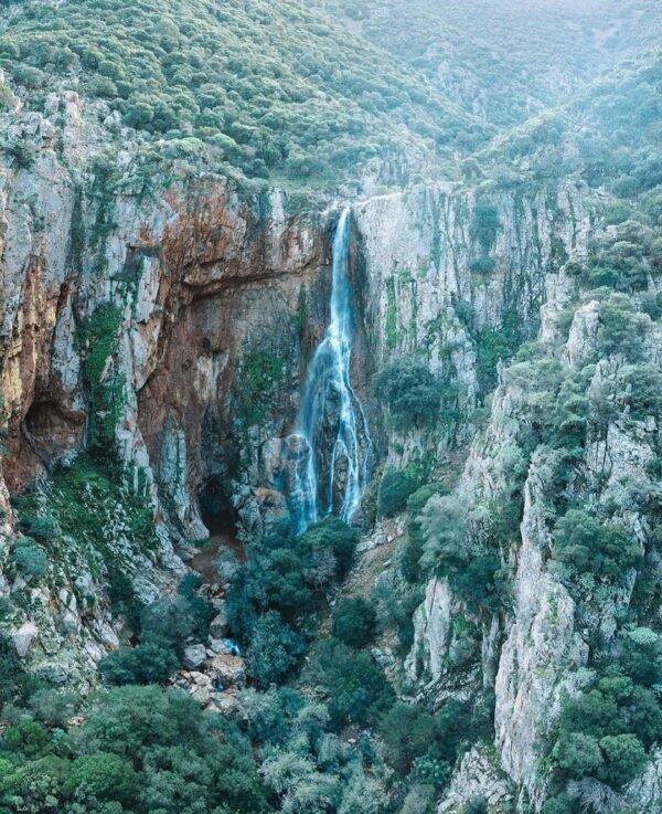 Monte Arcosu e Cascata Sa Spindula
