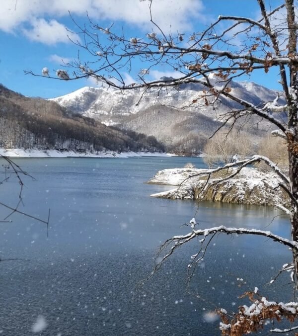 Lago del Brugneto