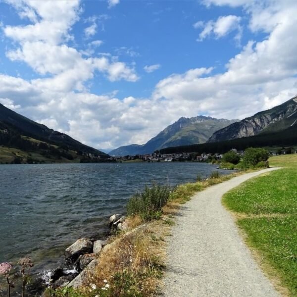 LAVIA | Traccia GPX | Cicloturismo Trentino Alto Adige | Ciclabile della Val Venosta, dal Passo Resia a Merano