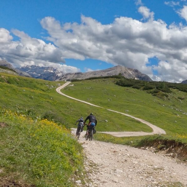 Tour delle Dolomiti in MTB | Traccia GPX | LAVIA