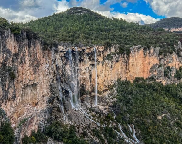 Cascate di Lequarci