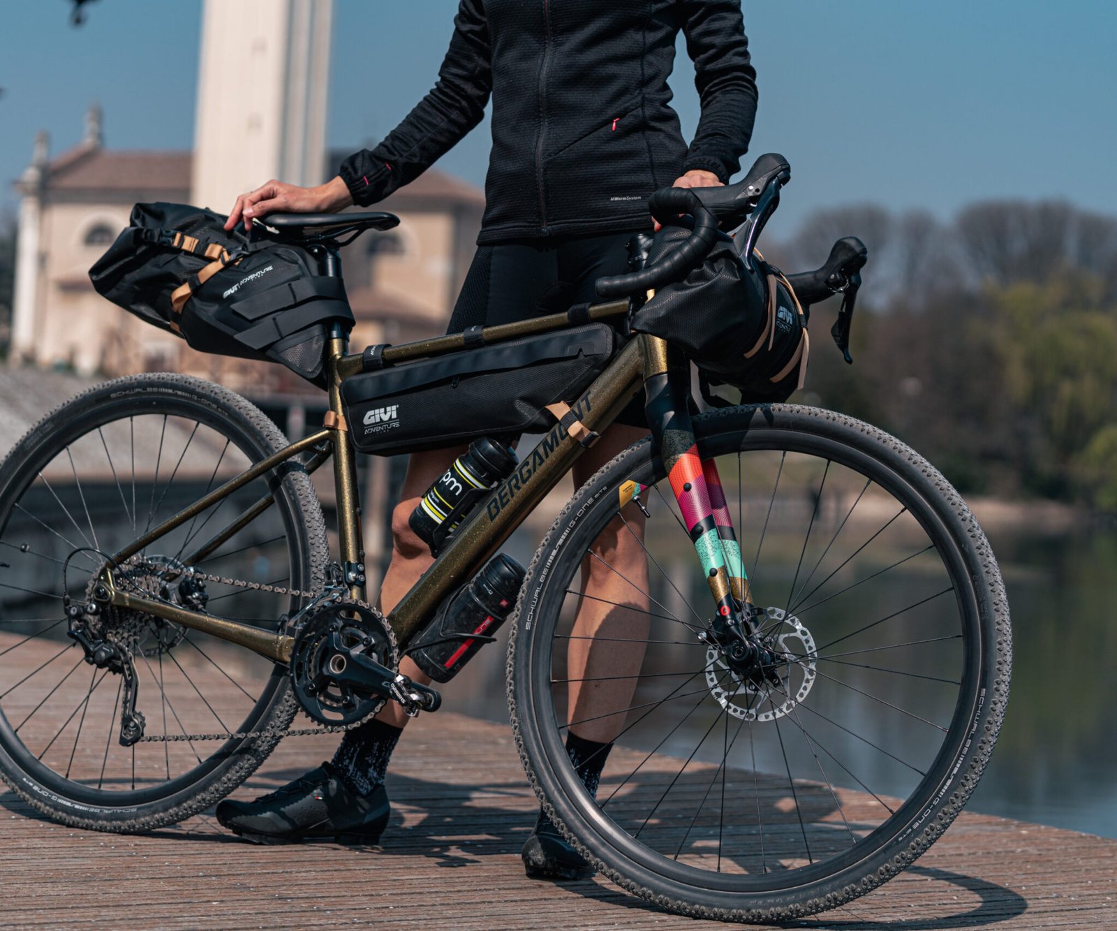 LAVIA | GIVI BIKE HUMP, borsa da sottosella termosaldata e impermeabile, ideale per bikepacking e cicloturismo